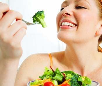 Eat Healthy to Help an Enlarged Thyroid Gland